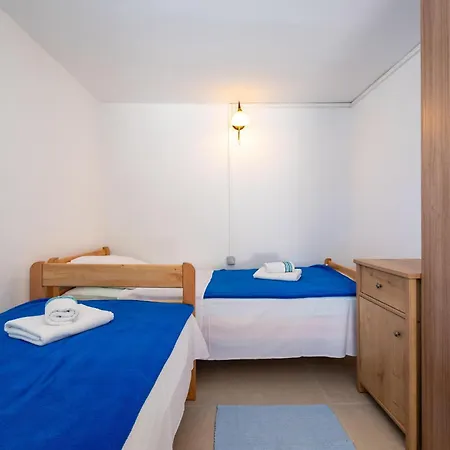 Holiday home 4 Bedroom Gorgeous In *