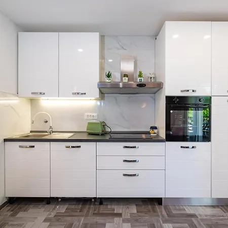 4 Bedroom Gorgeous In * Starigrad Paklenica