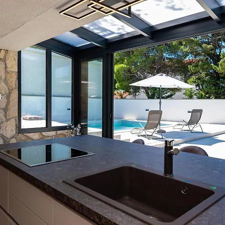 4 Bedroom Gorgeous In * Starigrad Paklenica